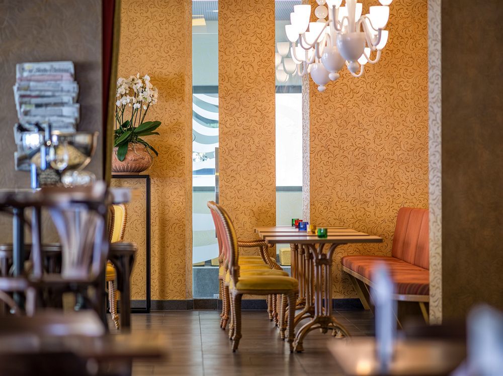 Albergo Carcani By Ketty & Tommy Ascona Exterior photo